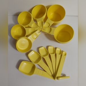 Yellow Tupperware Measuring Cups and Spoons Set